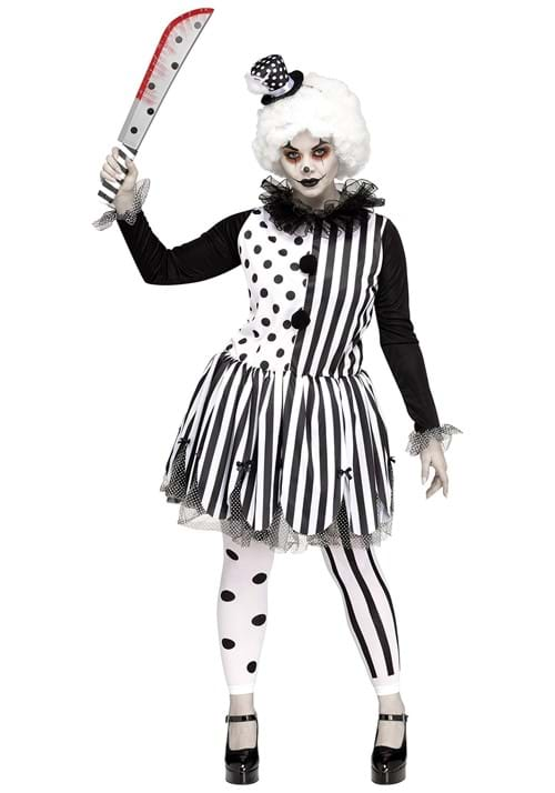 Modest funny Halloween clown costume for plus size women