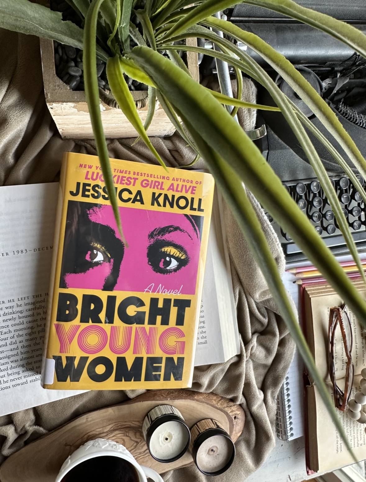 Book Review of Bright Young Women by Jessica Knoll