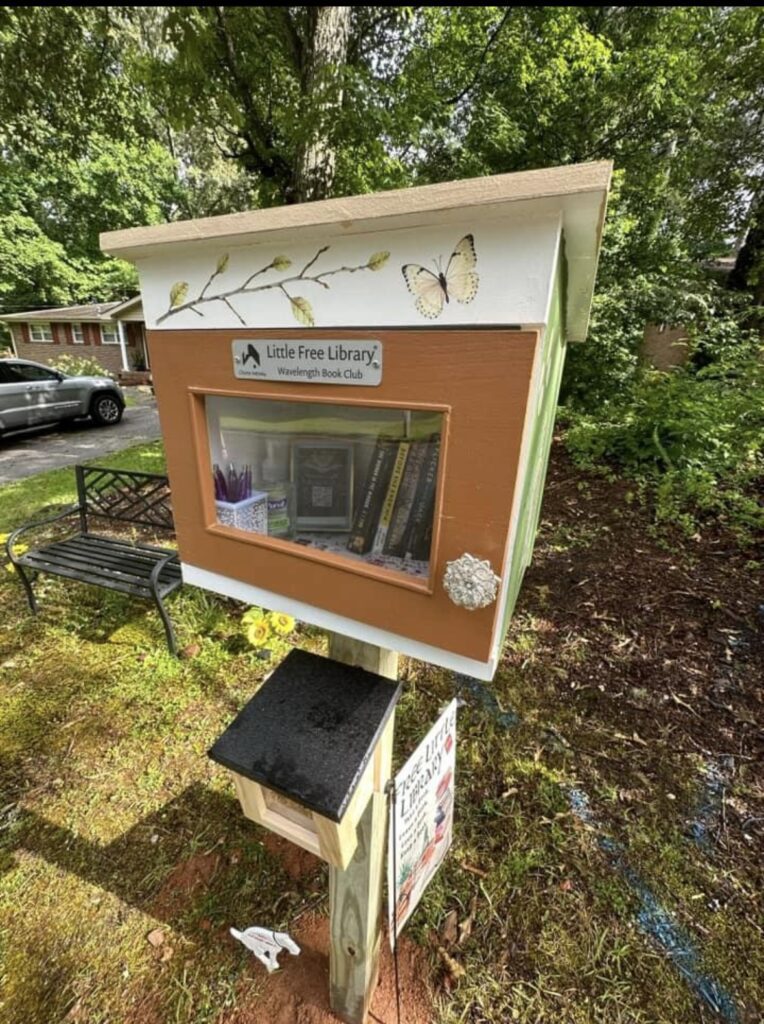 How to start a little free library