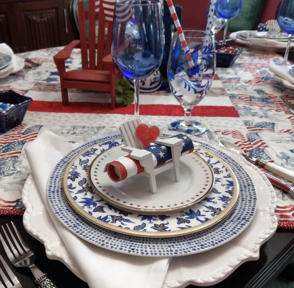 table decor ideas for 4th of July