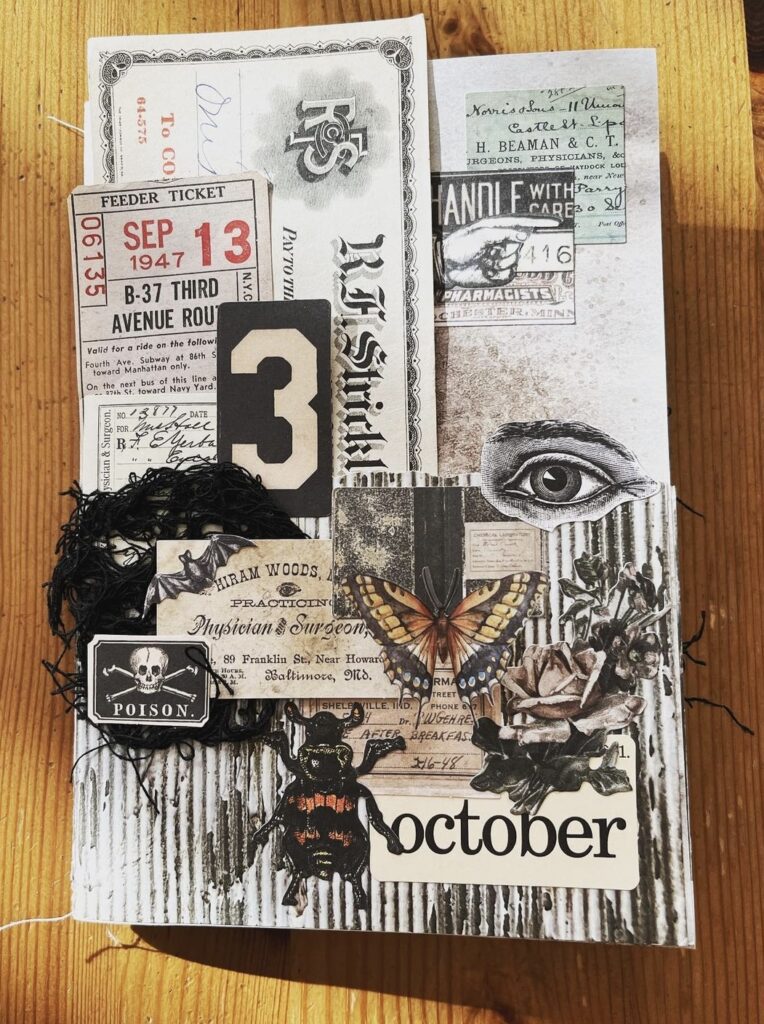 Halloween-scrapbook-titles-idea