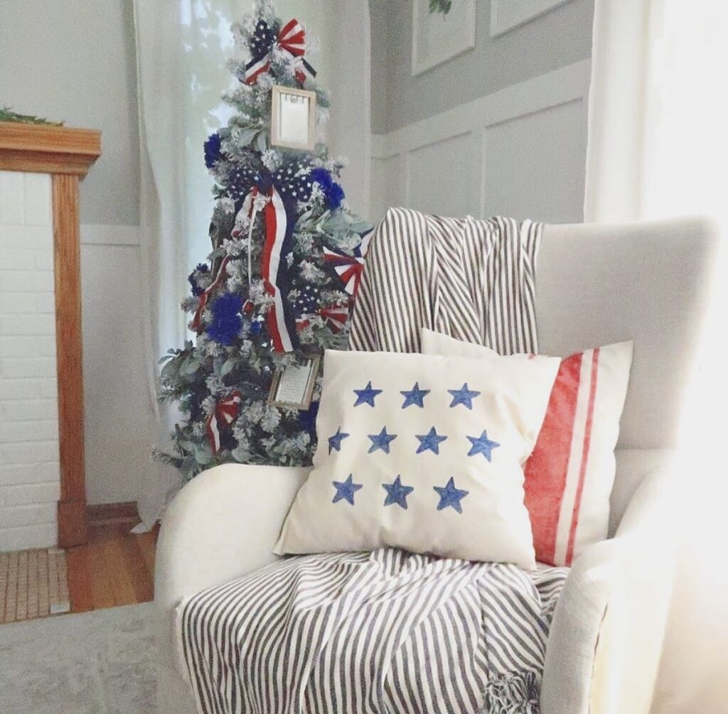 Year Round Christmas Tree Ideas for summer