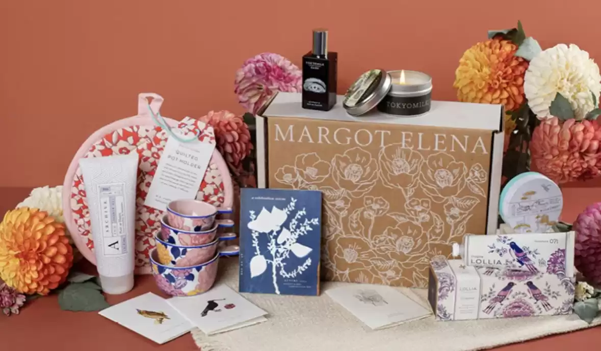 Beauty Subscription Box Margot Elena