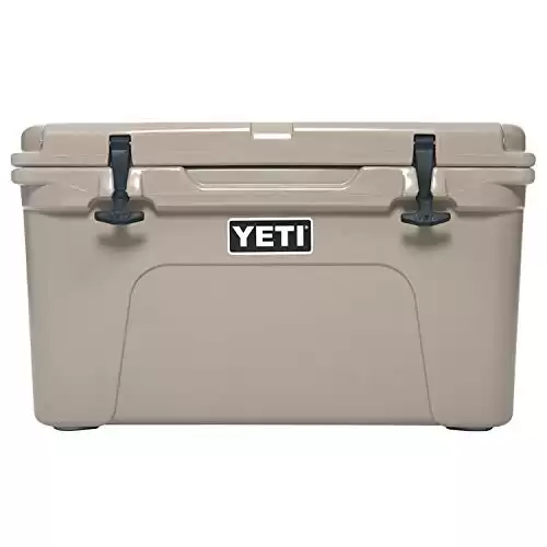 YETI Tundra 45 Cooler Desert Tan