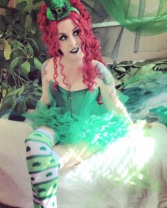 15 Simple DIY St. Patricks Day Outfit Ideas & Inspiration - The