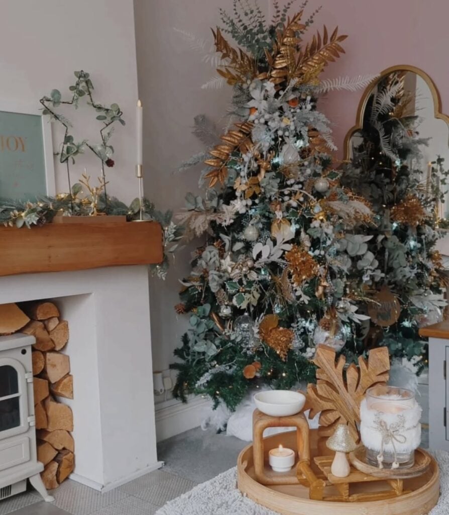 eucalyptus-forward-woodland-tree—gold-leaf-and-fern-picks—frosted-branches—arched-mirror
